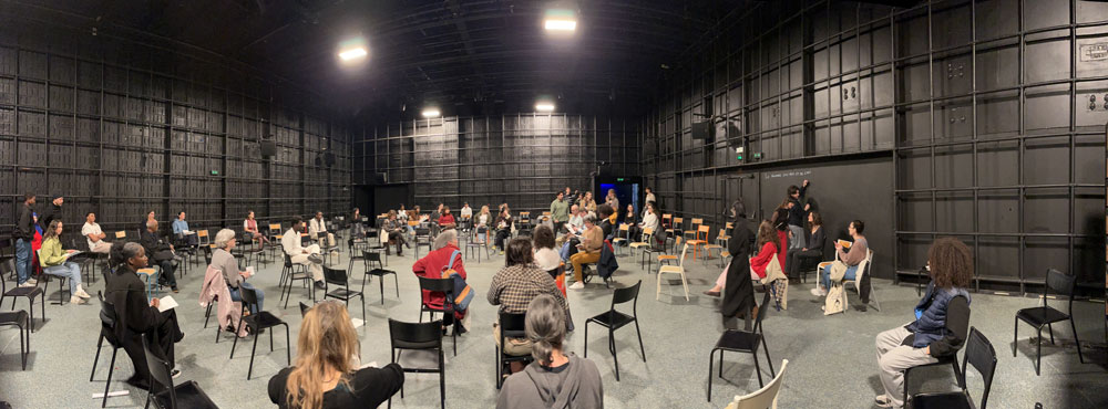 agora-02
